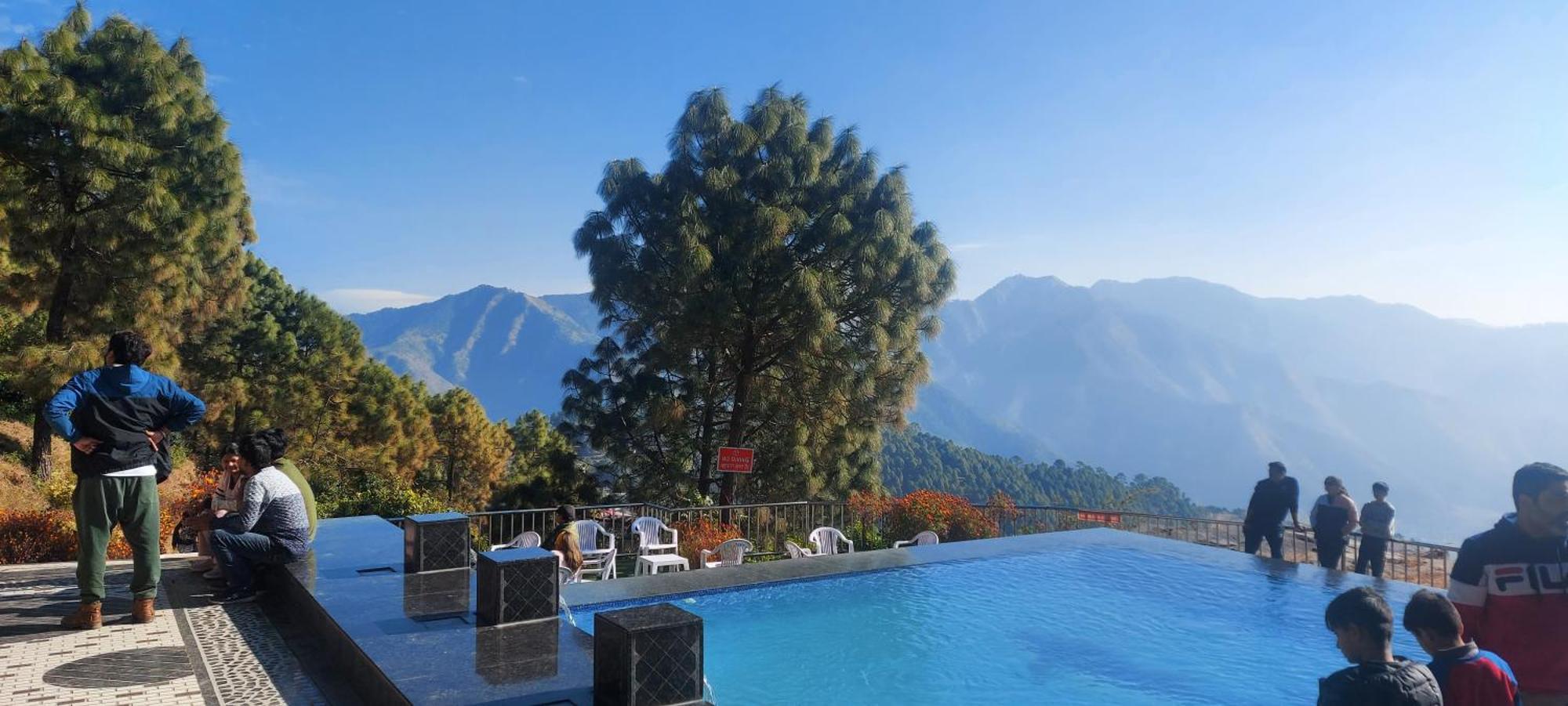 Blue Pine Resort Lansdowne Zewnętrze zdjęcie